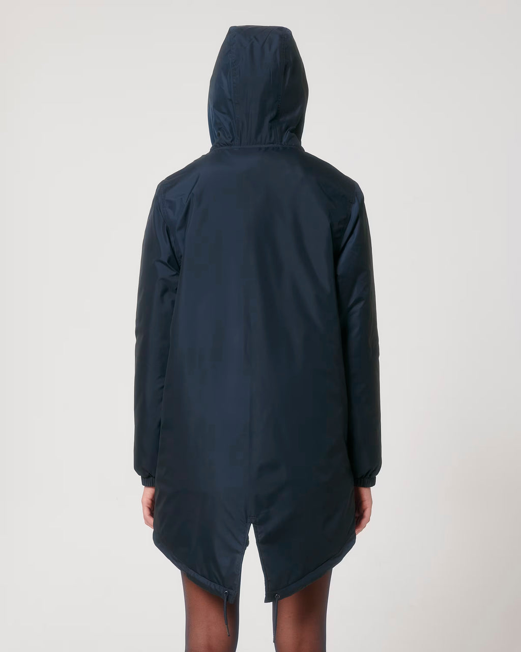 MINIMALISTINĖ NAVY STRIUKĖ