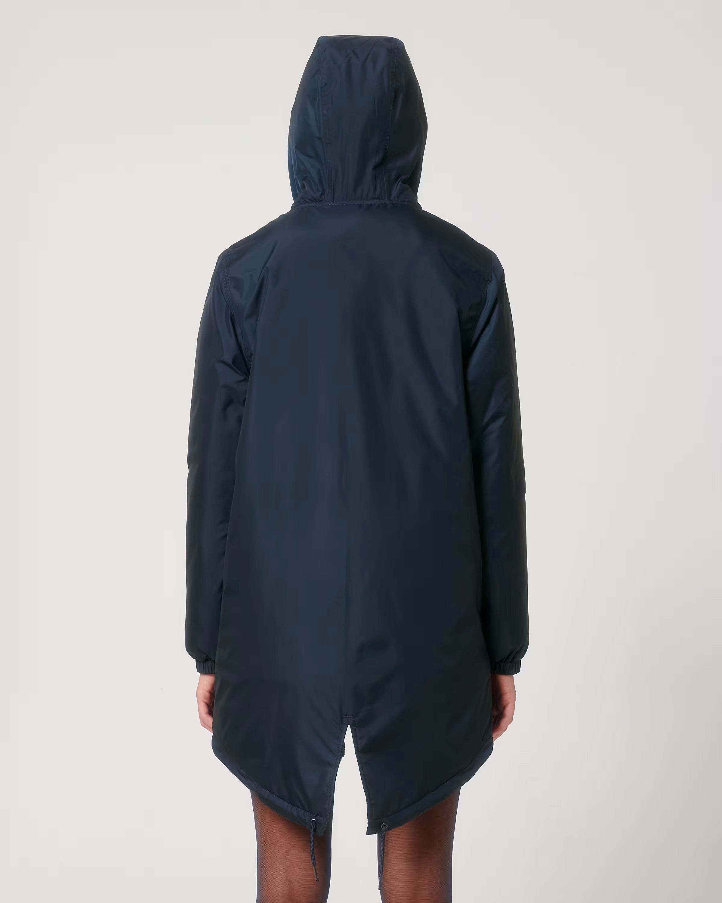 MINIMALISTINĖ NAVY STRIUKĖ