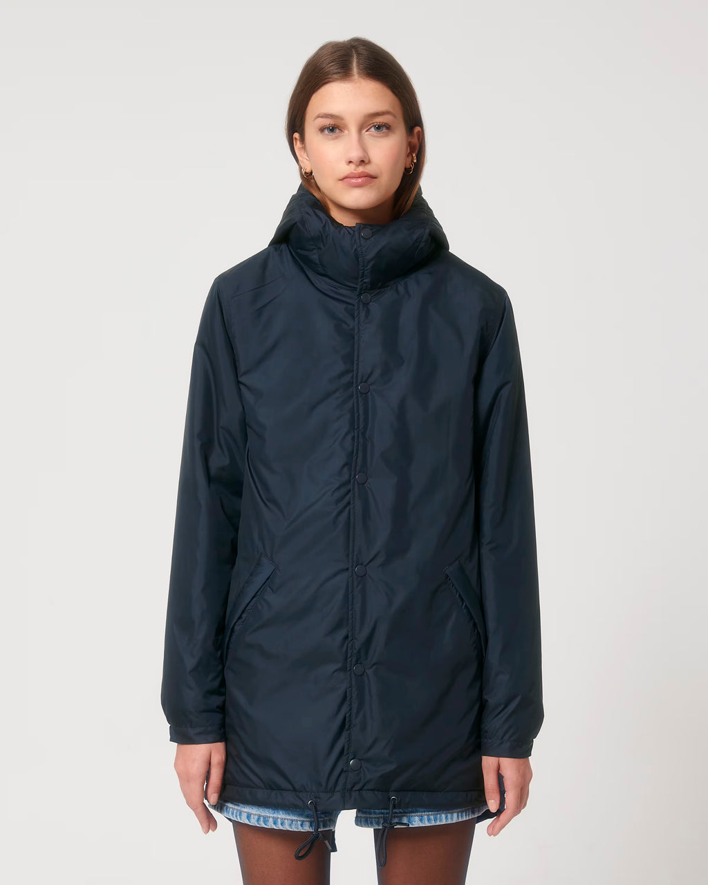 MINIMALISTINĖ NAVY STRIUKĖ