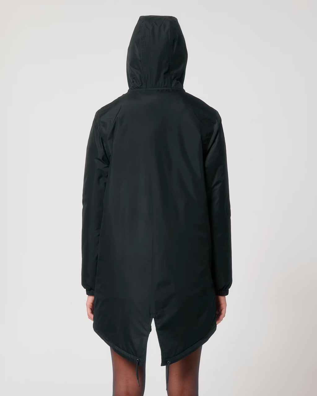 MINIMALISTINĖ BLACK STRIUKĖ
