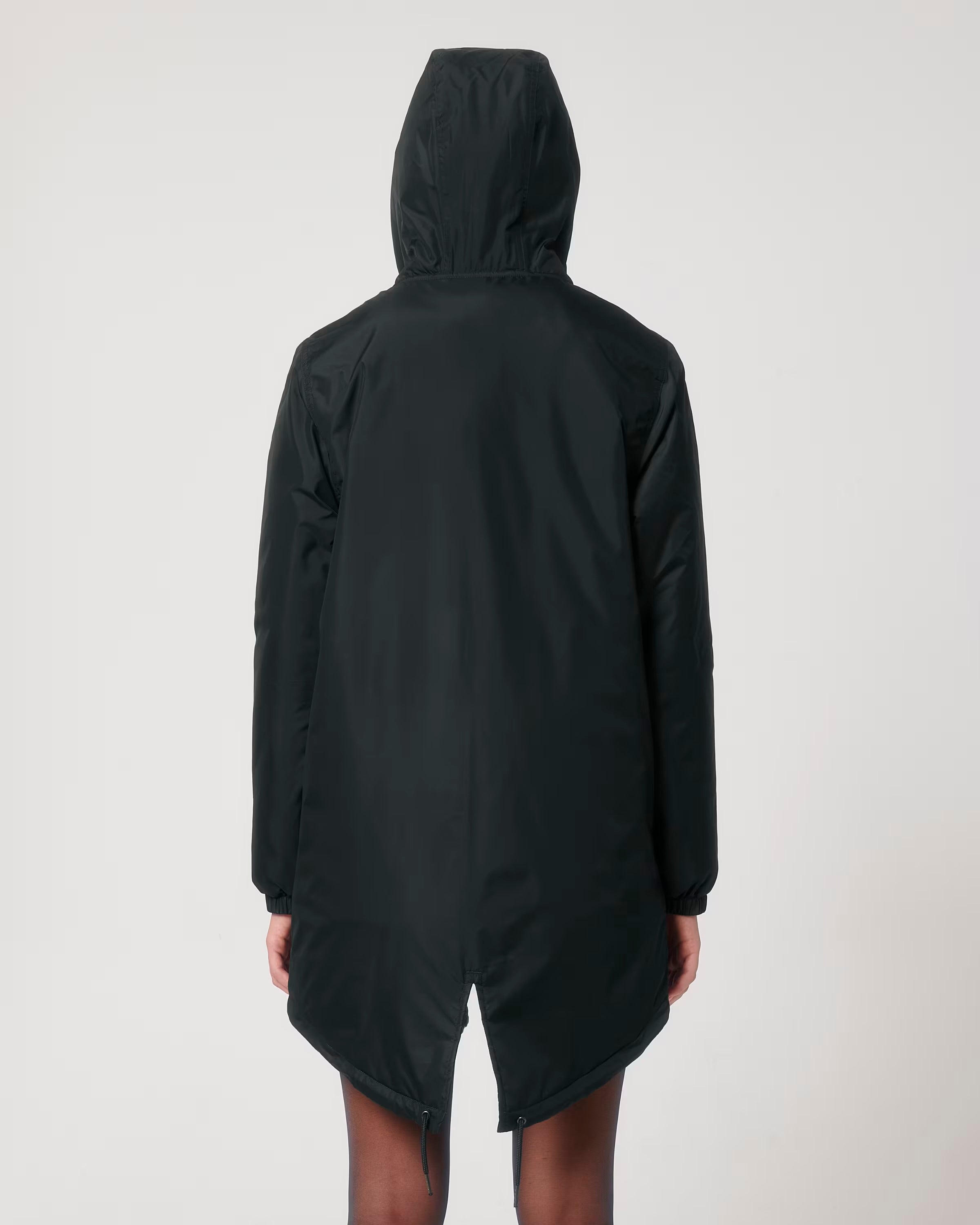MINIMALISTINĖ BLACK STRIUKĖ