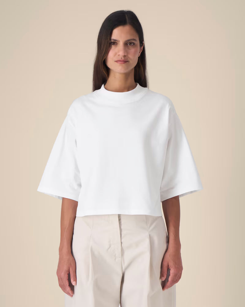 OVERSIZED CROPPED WHITE MARŠKINĖLIAI